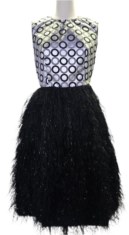 A3 - Printed circle luxurious fabric with fur stringy fabric